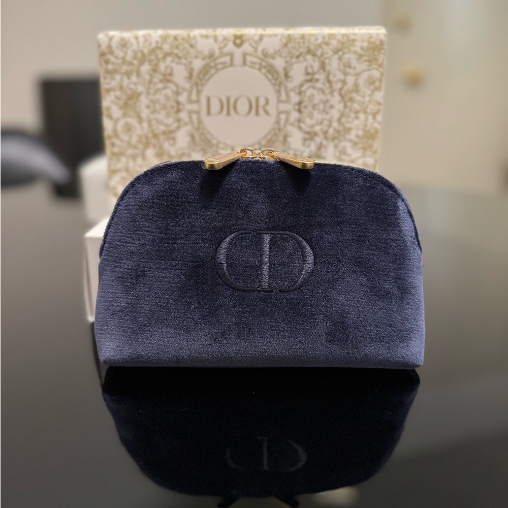 DIOR Beauty Navy Blue Velvet Cosmetic Beauty Zip Pouch